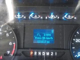 2017 Ford F-250 XLT z VIN 1FT7X2B67HEB14146, wystawiony jako IAAI lot #42256811 z przebiegiem 121 617 mil mil oraz . Historia ofert i sprzedaży dostępna na DreamBid. Obrazek 15.