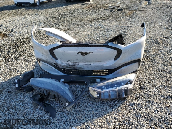 2022 Ford Mustang Mach-E Select z VIN 3FMTK1RM9NMA44355, wystawiony jako Copart lot #43606375 z przebiegiem 23 834 mil mil oraz Szkoda całkowita • Salvage title. Historia ofert i sprzedaży dostępna na DreamBid. Obrazek 13.