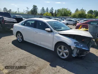 2012 Volkswagen Passat SE с VIN 1VWBP7A31CC084951, выставлен на аукционе Copart как лот 55726145 с пробегом 98 654 миль миль и Списание • Salvage title. История ставок и продаж доступна на DreamBid. Изображение 4.