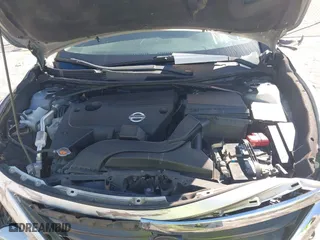 2015 Nissan Altima 2.5 with VIN 1N4AL3AP1FN392092, listed as a IAAI auction lot 41666884 with 88,888 mi miles. Bid and sale history available at carsss.com. Image 10.