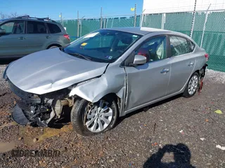 2019 Nissan Sentra SR with VIN 3N1AB7AP0KY319137, listed as a IAAI auction lot 41515087 with 84,652 mi miles. Bid and sale history available at carsss.com. Image 20.
