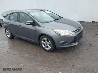 2014 Ford Focus SE with VIN 1FADP3F22EL110079, listed as a IAAI auction lot 41461344 with 201,230 mi miles. Bid and sale history available at carsss.com. Image 1.