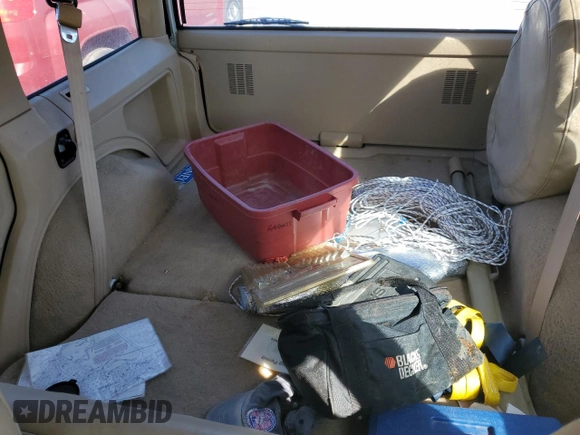 1993 Jeep Cherokee Sport с VIN 1J4FJ68S4PL555701, выставлен на аукционе Copart как лот 76020714 с пробегом 130 884 миль миль и Списание • Salvage title. История ставок и продаж доступна на DreamBid. Изображение 10.