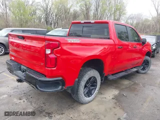 2019 Chevrolet Silverado 1500 LT Trail Boss with VIN 1GCPYFED0KZ385466, listed as a IAAI auction lot 41875935 with 94,762 mi miles. Bid and sale history available at carsss.com. Image 4.
