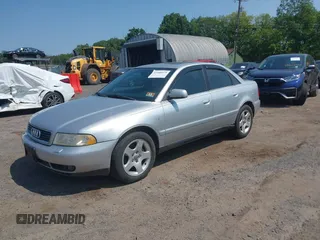 2001 Audi A4 с VIN WAUDH68D11A029147, выставлен на аукционе IAAI как лот 42409279 с пробегом 198 567 миль миль и . История ставок и продаж доступна на DreamBid. Изображение 2.