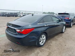 2012 Hyundai Sonata SE z VIN 5NPEC4AC7CH341786, wystawiony jako IAAI lot #41890326 z przebiegiem 114 678 mil mil oraz . Historia ofert i sprzedaży dostępna na DreamBid. Obrazek 4.