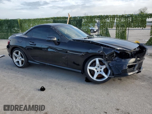 2013 Mercedes-Benz SLK 250 с VIN WDDPK4HA9DF061496, выставлен на аукционе Copart как лот 59889904 с пробегом 94 123 миль миль и Списание • Salvage title. История ставок и продаж доступна на DreamBid. Изображение 4.
