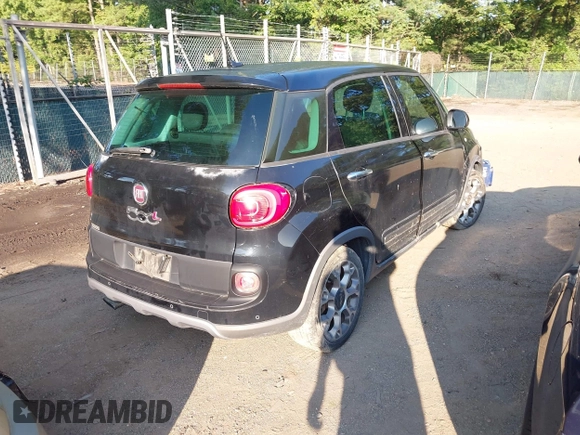 2014 FIAT 500L Trekking with VIN ZFBCFADH5EZ010661, listed as a IAAI auction lot 42861787 with 230,404 mi miles and . Bid and sale history available at DreamBid. Image 4.