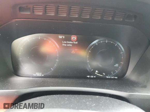 2022 Volvo XC90 Momentum with VIN YV4A221KXN1849335, listed as a Copart auction lot 51235125 with 20,312 mi miles and Salvage title. Bid and sale history available at DreamBid. Image 9.