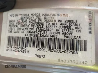 1999 Toyota Camry LE z VIN 4T1BF28K3XU931485, wystawiony jako IAAI lot #41413709 z przebiegiem 148 621 mil mil oraz . Historia ofert i sprzedaży dostępna na DreamBid. Obrazek 9.