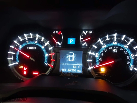 2019 Toyota 4Runner SR5 with VIN JTEBU5JR3K5649591, listed as a IAAI auction lot 41674778 with 67,301 mi miles. Bid and sale history available at carsss.com. Image 7.