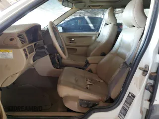 2000 Volvo V70 с VIN YV1LZ56D1Y2655112, выставлен на аукционе Copart как лот 60082325 с пробегом Не указан миль и Чистый • Clean title. История ставок и продаж доступна на DreamBid. Изображение 7.