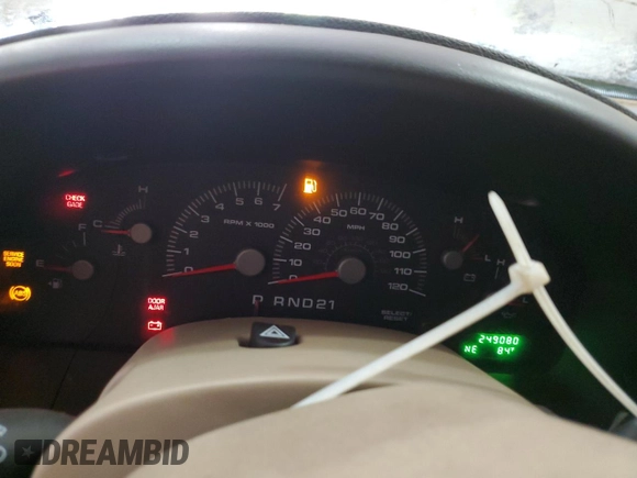 2004 Ford Expedition Special Service z VIN 1FMRU15W94LA96774, wystawiony jako Copart lot #51732085 z przebiegiem 249 080 mil mil oraz Szkoda całkowita • Salvage title. Historia ofert i sprzedaży dostępna na DreamBid. Obrazek 9.