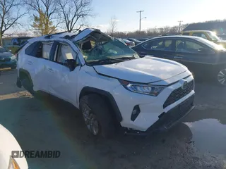2019 Toyota RAV4 XLE Premium with VIN JTMA1RFV1KD023548, listed as a IAAI auction lot 41805406 with 75,501 mi miles. Bid and sale history available at carsss.com. Image 1.