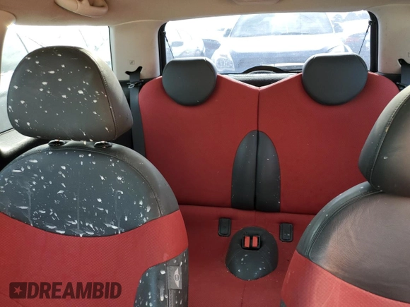 2005 MINI Hardtop S with VIN WMWRE33515TL10355, listed as a Copart auction lot 50391825 with 174,150 mi miles and Salvage title. Bid and sale history available at DreamBid. Image 10.