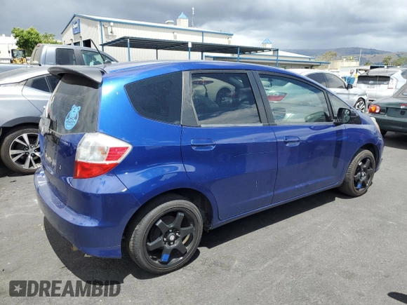 2009 Honda Fit with VIN JHMGE882X9C003678, listed as a Copart auction lot 56688265 with 141,003 mi miles and Salvage title. Bid and sale history available at DreamBid. Image 3.