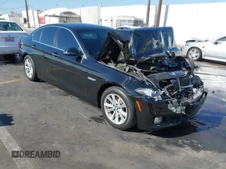 2016 BMW 5 Series 528i z VIN WBA5A5C57GG353910, wystawiony jako IAAI lot #40920676 z przebiegiem 78 262 mil mil oraz . Historia ofert i sprzedaży dostępna na DreamBid. Obrazek 1.