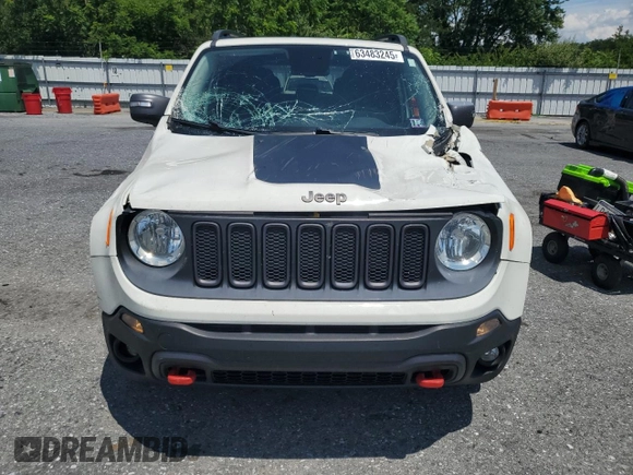 2016 Jeep Renegade Trailhawk with VIN ZACCJBCTXGPC45033, listed as a Copart auction lot 63483245 with 152,198 mi miles and Salvage title. Bid and sale history available at DreamBid. Image 5.