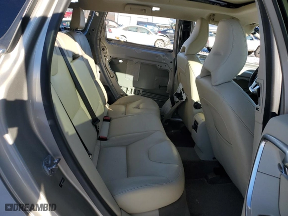2015 Volvo XC60 3.2L Platinum with VIN YV4940RDXF2611066, listed as a Copart auction lot 87297674 with 92,941 mi miles and Salvage Title. Bid and sale history available at carsss.com. Image 11.