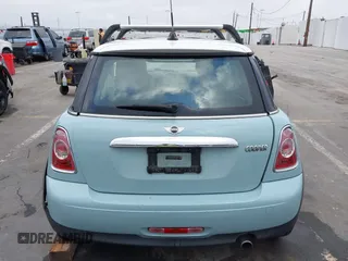2013 MINI Hardtop with VIN WMWSU3C50DT546031, listed as a IAAI auction lot 42542290 with 119,711 mi miles and . Bid and sale history available at DreamBid. Image 16.