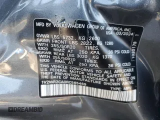 2024 Volkswagen Atlas SE z VIN 1V2WR2CA0RC565469, wystawiony jako Copart lot #43558325 z przebiegiem 14 431 mil mil oraz Nie do naprawy • Non repairable. Historia ofert i sprzedaży dostępna na DreamBid. Obrazek 14.