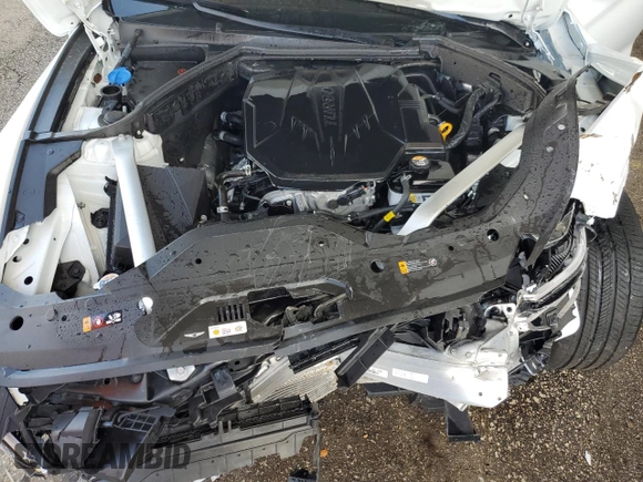 2025 Genesis G70 2.5T with VIN KMTG34SC0SU152314, listed as a Copart auction lot 61581285 with 8,656 mi miles and Non repairable. Bid and sale history available at DreamBid. Image 11.
