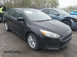 2018 Ford Focus SE with VIN 1FADP3F22JL204604, listed as a IAAI auction lot 41918490 with 258,162 mi miles. Bid and sale history available at carsss.com. Image 1.
