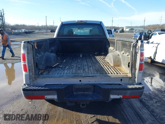 2010 Ford F-150 XL with VIN 1FTVX1CV9AKE41615, listed as a IAAI auction lot 41460678 with 221,366 mi miles and . Bid and sale history available at DreamBid. Image 16.