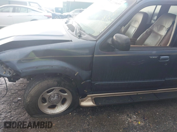 2000 Ford Explorer Eddie Bauer with VIN 1FMZU64E5YUB81536, listed as a IAAI auction lot 42270655 with 375,868 mi miles and . Bid and sale history available at DreamBid. Image 6.