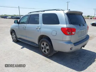 2011 Toyota Sequoia SR5 with VIN 5TDZM5G18BS003008, listed as a IAAI auction lot 42014008 with 220,259 mi miles. Bid and sale history available at carsss.com. Image 3.