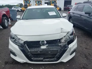 2019 Nissan Altima S z VIN 1N4BL4BV0KC194746, wystawiony jako IAAI lot #42023705 z przebiegiem 154 814 mil mil oraz . Historia ofert i sprzedaży dostępna na DreamBid. Obrazek 12.