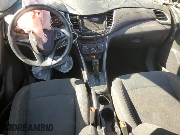 2020 Chevrolet Trax LS with VIN KL7CJKSB1LB324892, listed as a Copart auction lot 53208085 with 62,180 mi miles and Salvage Title. Bid and sale history available at DreamBid. Image 8.