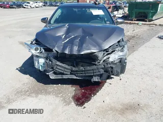 2017 Toyota Camry XLE z VIN 4T1BF1FK6HU307775, wystawiony jako IAAI lot #42123374 z przebiegiem 53 183 mil mil oraz . Historia ofert i sprzedaży dostępna na DreamBid. Obrazek 6.