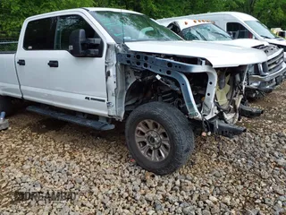 2021 Ford F-250 XL with VIN 1FT7W2BT4MED42592, listed as a IAAI auction lot 42219340 with 133,093 mi miles and . Bid and sale history available at DreamBid. Image 1.
