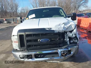 2009 Ford Super Duty F-250 SRW XL with VIN 1FTNX20579EB12691, listed as a IAAI auction lot 41646551 with 131,122 mi miles. Bid and sale history available at carsss.com. Image 13.