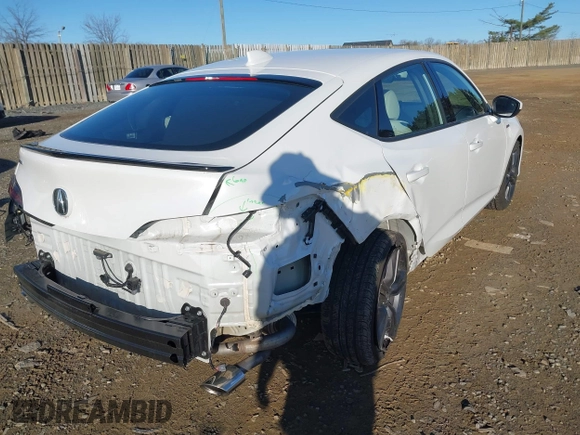 2024 Acura Integra w/A-Spec Package with VIN 19UDE4H38RA025617, listed as a IAAI auction lot 41860003 with 10,518 mi miles and . Bid and sale history available at carsss.com. Image 4.