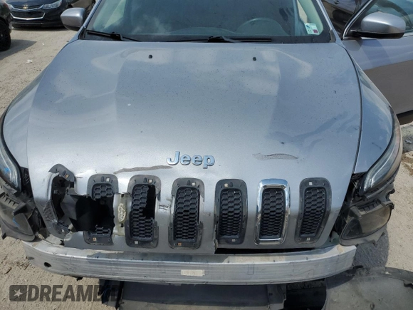 2015 Jeep Cherokee Latitude with VIN 1C4PJLCB0FW517122, listed as a Copart auction lot 53063205 with 0 mi miles and Salvage Title. Bid and sale history available at carsss.com. Image 11.