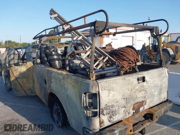 2005 Ford F-150 XL with VIN 1FTVX12565NA81922, listed as a IAAI auction lot 42531966 with Not provided miles and . Bid and sale history available at DreamBid. Image 3.