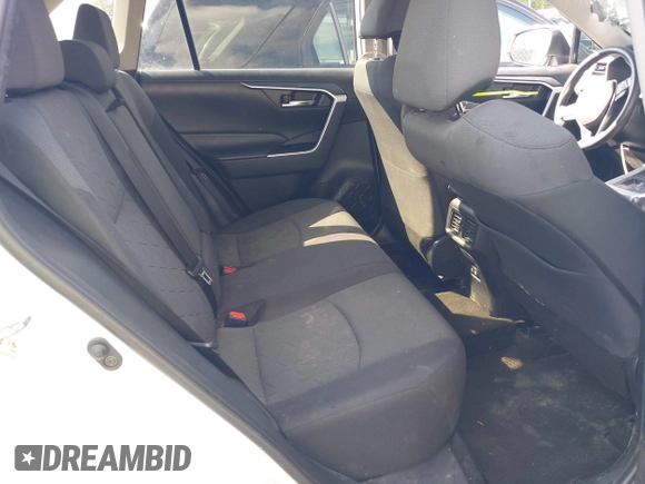 2020 Toyota RAV4 XLE with VIN 2T3W1RFV2LW068363, listed as a IAAI auction lot 42456921 with 125,014 mi miles and . Bid and sale history available at DreamBid. Image 8.
