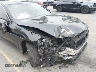 2019 BMW 5 Series 530e с VIN WBAJA9C56KB399028, выставлен на аукционе IAAI как лот 42068202 с пробегом 124 068 миль миль и . История ставок и продаж доступна на DreamBid. Изображение 6.