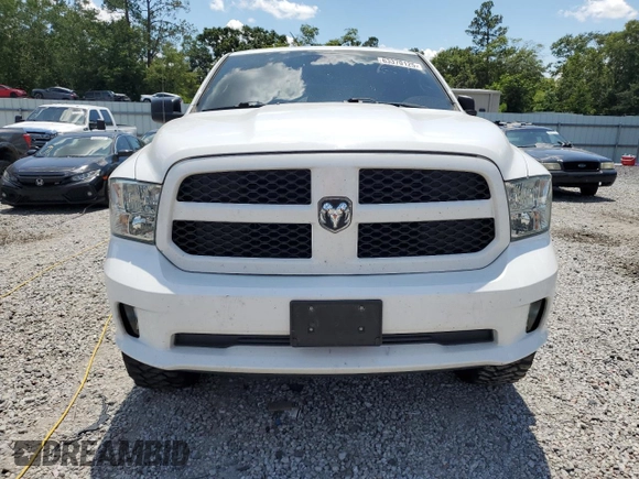2017 Ram 1500 Express z VIN 1C6RR7KT3HS625612, wystawiony jako Copart lot #63370125 z przebiegiem 99 135 mil mil oraz Szkoda całkowita • Salvage title. Historia ofert i sprzedaży dostępna na DreamBid. Obrazek 5.