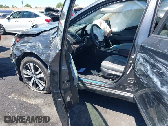 2018 Subaru Outback Limited с VIN 4S4BSANC8J3225726, выставлен на аукционе IAAI как лот 42227888 с пробегом 132 454 миль миль и . История ставок и продаж доступна на DreamBid. Изображение 5.