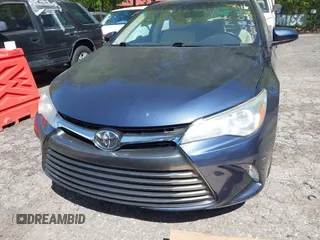 2016 Toyota Camry XLE with VIN 4T1BF1FKXGU606006, listed as a IAAI auction lot 42058339 with 94,058 mi miles. Bid and sale history available at carsss.com. Image 12.
