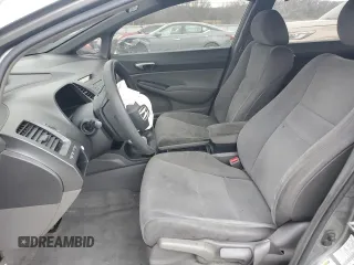 2008 Honda Civic LX z VIN 1HGFA16518L022536, wystawiony jako Copart lot #52881645 z przebiegiem 251 320 mil mil oraz Szkoda całkowita • Salvage title. Historia ofert i sprzedaży dostępna na DreamBid. Obrazek 7.