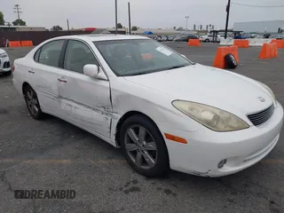 2005 Lexus ES 350 z VIN JTHBA30G555058909, wystawiony jako IAAI lot #42413562 z przebiegiem 186 965 mil mil oraz . Historia ofert i sprzedaży dostępna na DreamBid. Obrazek 1.