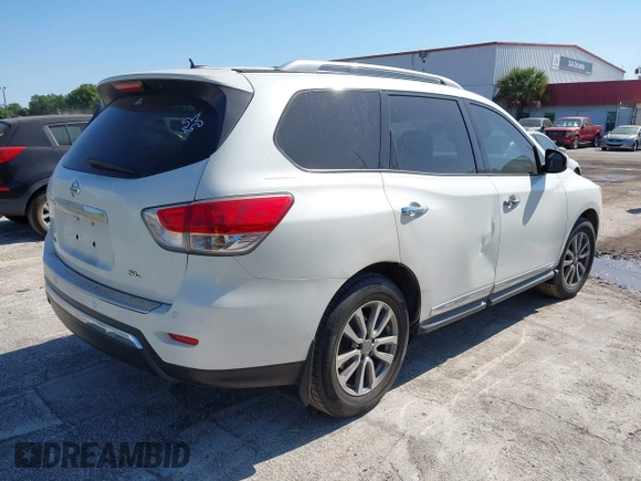2015 Nissan Pathfinder SL with VIN 5N1AR2MN1FC608088, listed as a IAAI auction lot 42050710 with 102,532 mi miles and . Bid and sale history available at DreamBid. Image 4.