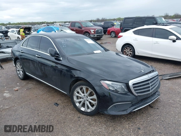 2017 Mercedes-Benz E 300 Luxury with VIN WDDZF4KB6HA176185, listed as a IAAI auction lot 41900646 with 96,688 mi miles and . Bid and sale history available at DreamBid. Image 1.