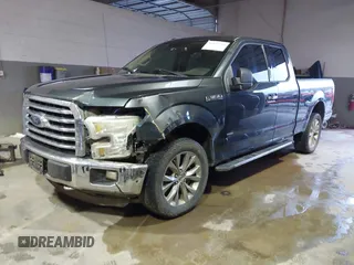 2015 Ford F-150 XLT with VIN 1FTEX1EP3FKE57475, listed as a IAAI auction lot 41435394 with 233,560 mi miles. Bid and sale history available at carsss.com. Image 2.