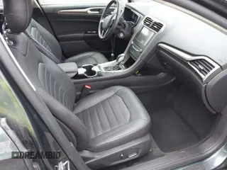 2015 Ford Fusion SE z VIN 1FA6P0HD9F5101925, wystawiony jako IAAI lot #42314400 z przebiegiem 159 548 mil mil oraz . Historia ofert i sprzedaży dostępna na DreamBid. Obrazek 5.