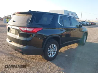 2020 Chevrolet Traverse LS z VIN 1GNERFKW9LJ127710, wystawiony jako IAAI lot #42006930 z przebiegiem Nie podano mil oraz . Historia ofert i sprzedaży dostępna na DreamBid. Obrazek 4.